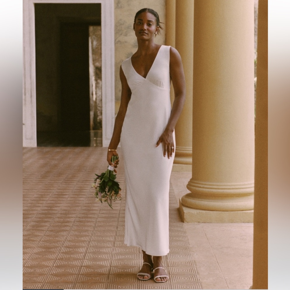 Abercrombie & Fitch Cream Maxi Dress
